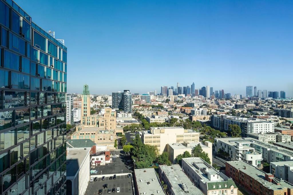 Apartmán Lovely Upscale High Rise Private Parking & Pool Los Angeles Exteriér fotografie